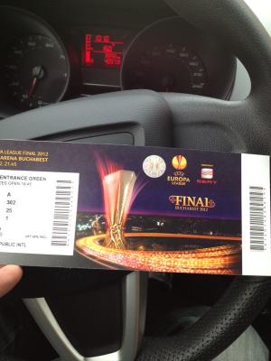 Vendo Boli Bic y regalo 2 entradas para la final de la UEFA CUP 2012 en Bucarest